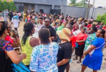 Children’s Day: NDDC Rep doles out cash, gifts to hundreds of children in Calabar South